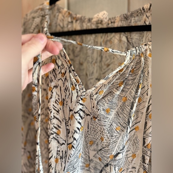 Lovestitch Feather Design Blouse with Gold Highlights - Picture 4 of 6